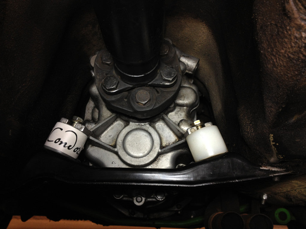 Poly Transmission Mount Set - E82 / E88